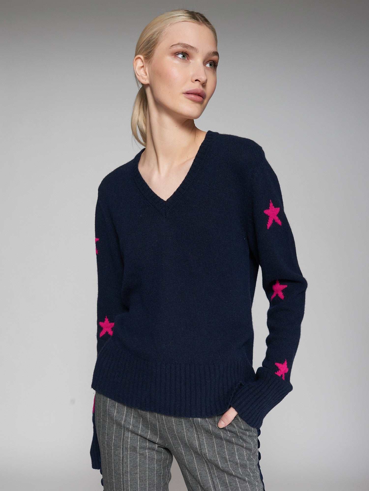 Vilagallo Navy Fushia Stars Sweater Small