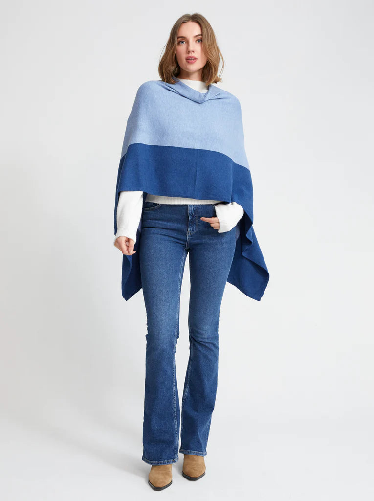 MADELEINE TRAVEL PONCHO