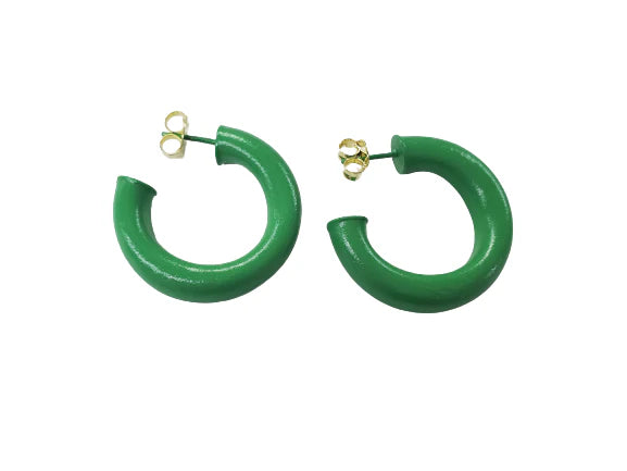 MEDIUM CHANTAL HOOPS 1.25"