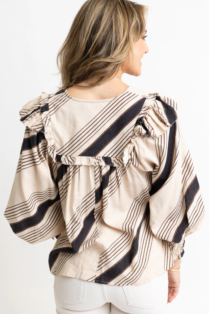 ELM JET RUFFLE TOP