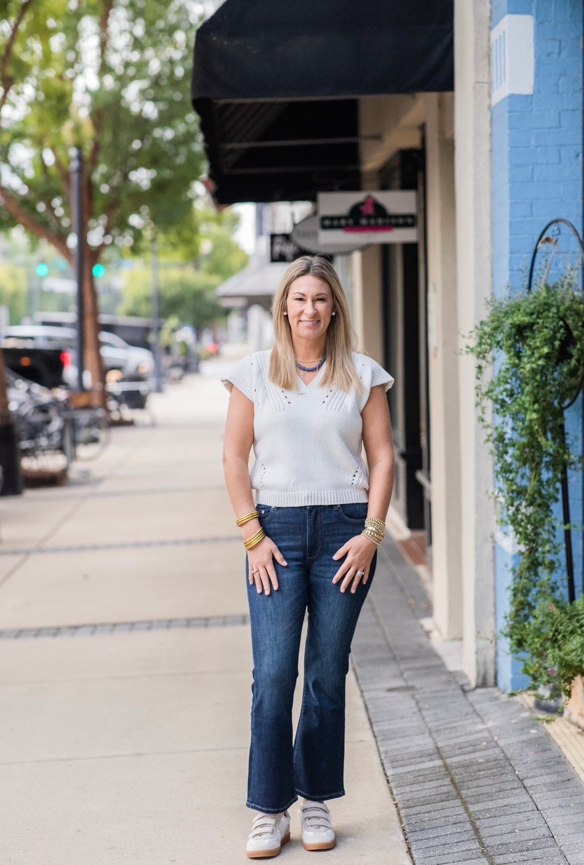 IVORY SHORT SLEEVE  SWEATER