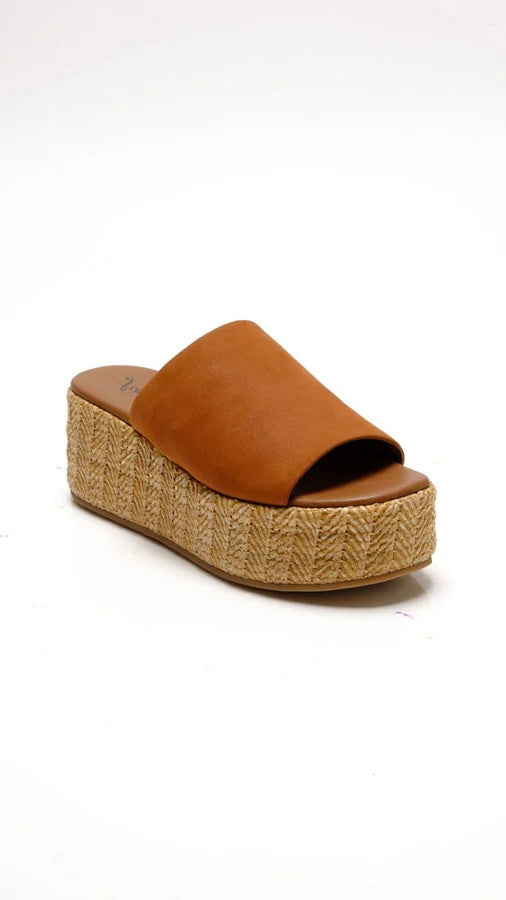 HARBOR RAFFIA PLATFORM