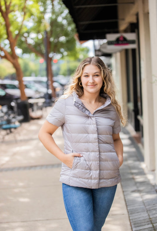 THE SHORT SLEEVE VEST