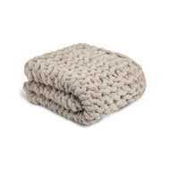 CHUNKY KNIT THROW